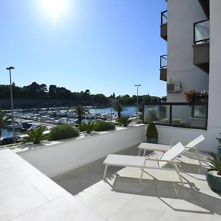 Stellazara Luxury Residence, New, Sea View, Center * זאדאר