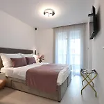 Stellazara Luxury Residence, New, Sea View, Center Ζαντάρ