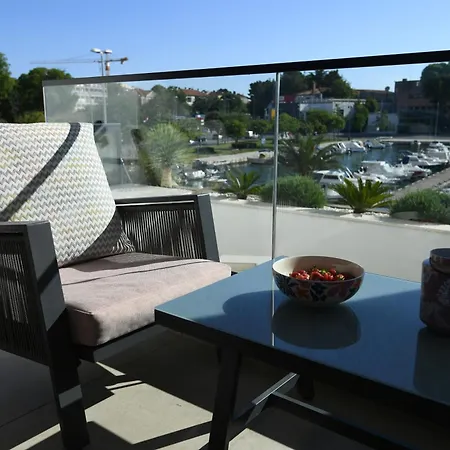 Stellazara Luxury Residence, New, Sea View, Center Appartamento