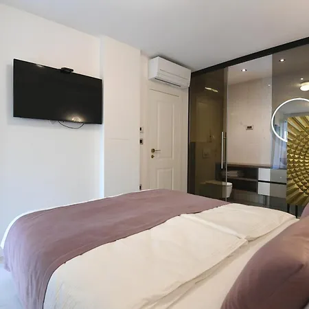 Apartment Stellazara Luxury Residence, New, Sea View, Center