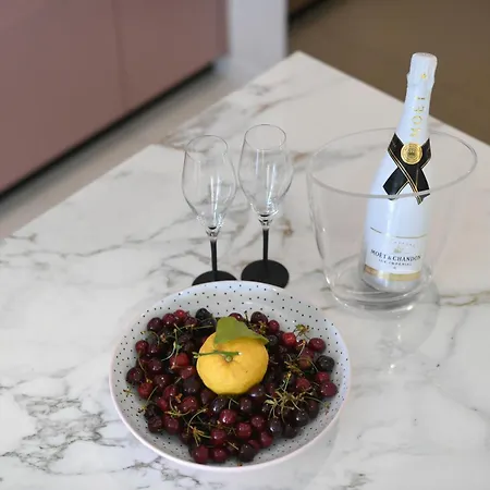 Appartamento Stellazara Luxury Residence, New, Sea View, Center *