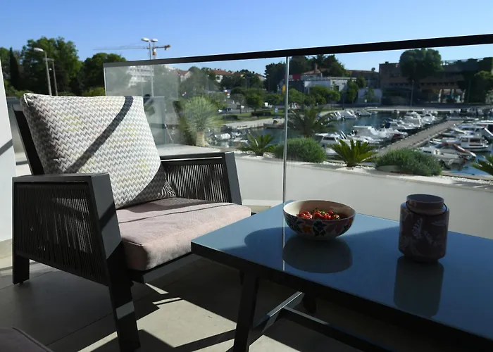 Stellazara Luxury Residence, New, Sea View, Center Apartamento