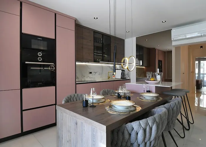 Stellazara Luxury Residence, New, Sea View, Center Apartamento