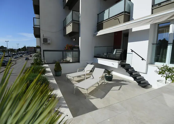 Lejlighed Stellazara Luxury Residence, New, Sea View, Center *