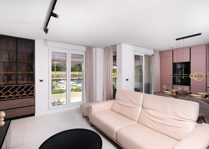 Apartmán Stellazara Luxury Residence, New, Sea View, Center